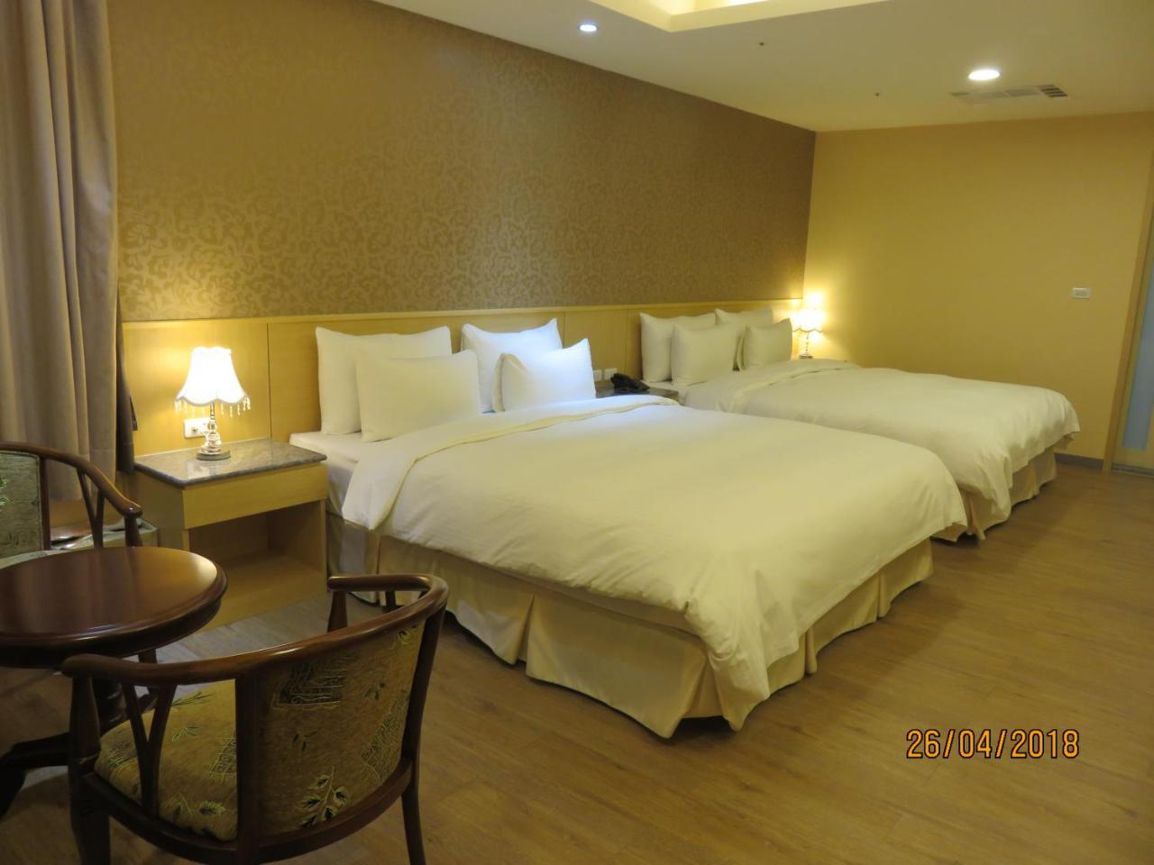 Mao Hua Motel Taichung Exteriör bild